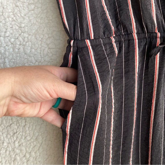 Vince Camuto Women's spaghetti strap black wide leg striped jumpsuit, Sz M - Picture 8 of 17